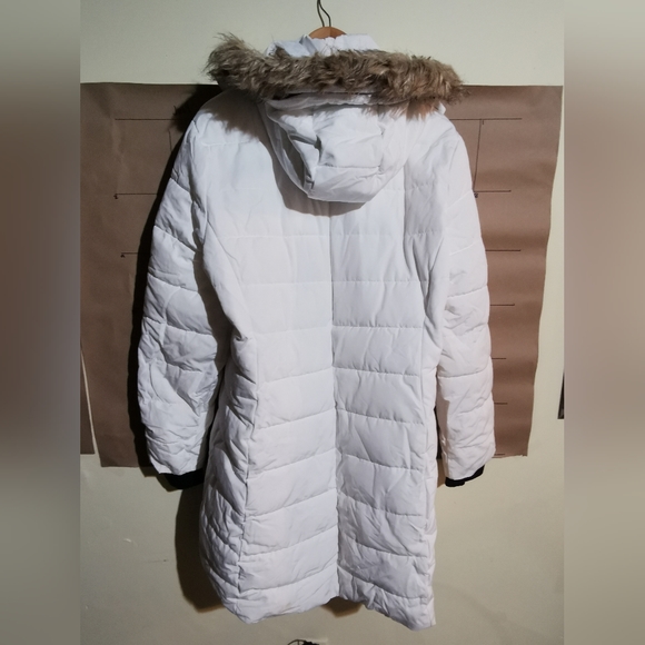 Brand new Long white puffer coat - Picture 4 of 4